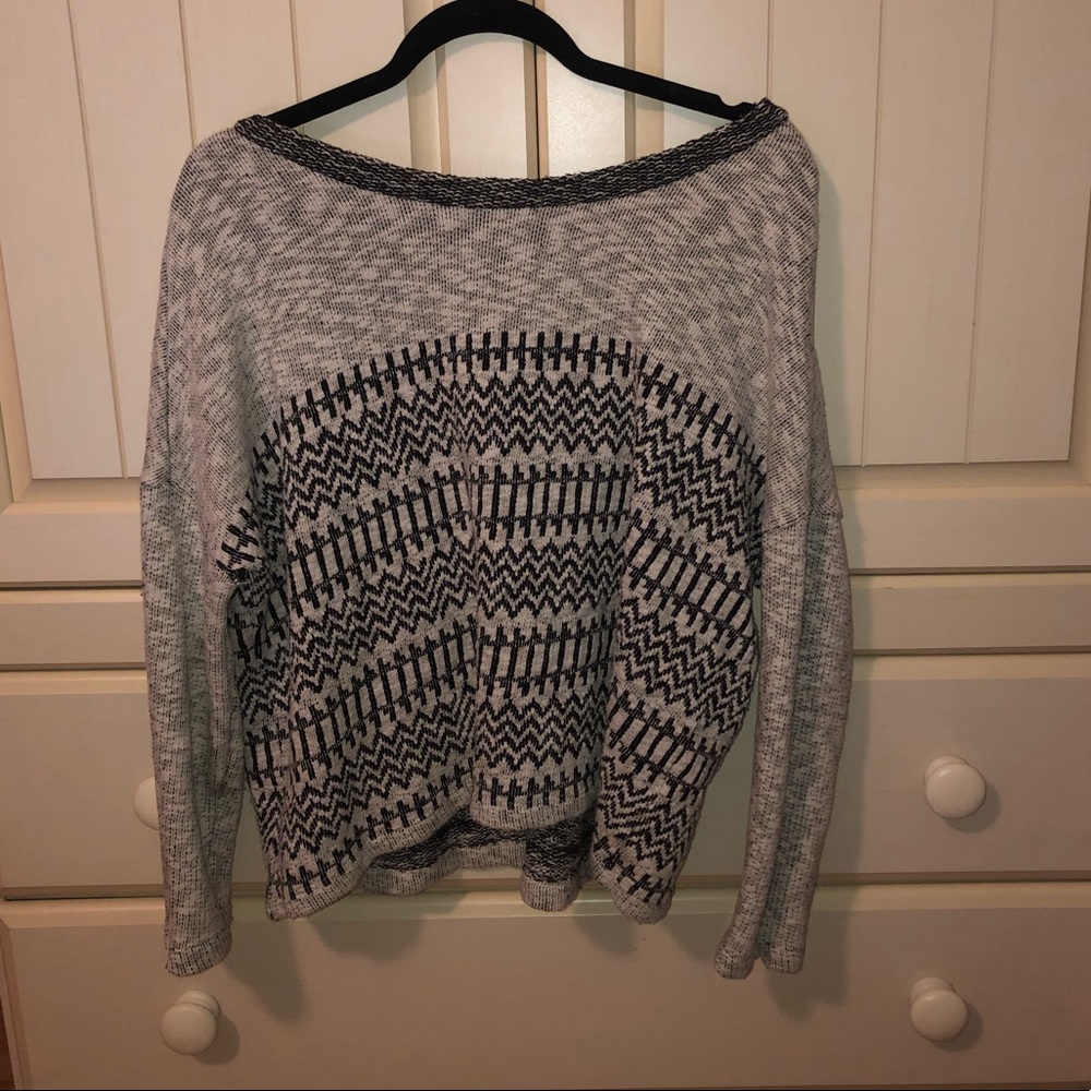 Sweater - Picture 2 of 5